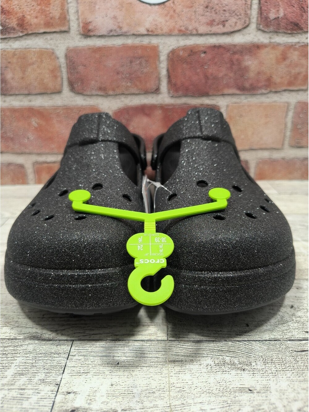 Crocs Mary Jane Glitter Clog Youth Black Glitter Size J6 211172-001 NWT - Picture 3 of 9